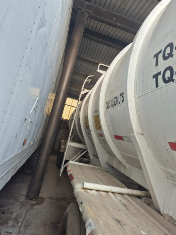 Autotanques 28/30 mil litros marca Tytank modelo 2005 - 2009