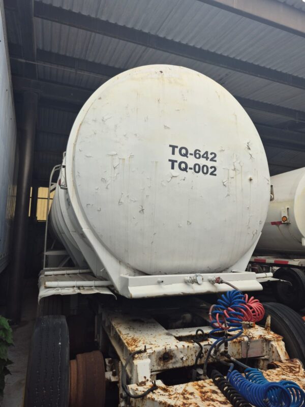 Autotanques 28/30 mil litros marca Tytank modelo 2005 - 2009